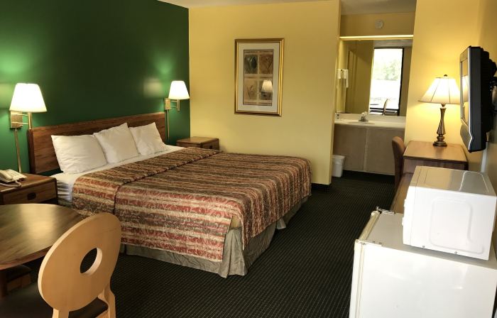 Relax Inn & Suites