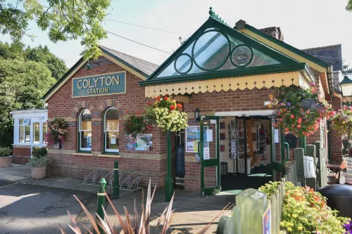 Brookhaven Hotels in Axminster