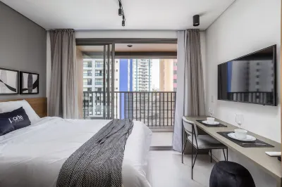 Lumen Hotels in Vila Regente Feijo