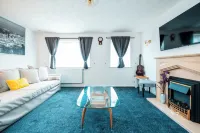 3-Bed City Retreat - Sleeps 7 Garden & Parking Hotel a Salford