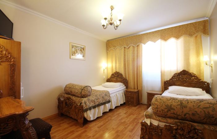 Mango Hotel