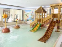 Alpholiday Dolomiti Wellness & Family Hotel Hotels in Dimaro
