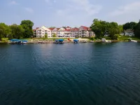 Delavan Lake Resort Hotels in Delavan