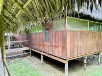Yacumama Lodge & Excursions