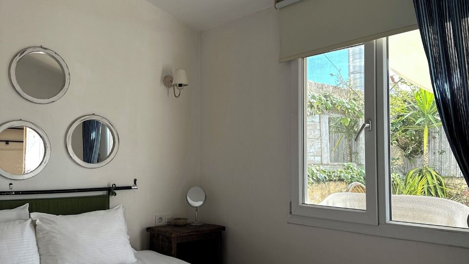 Beige Rooms