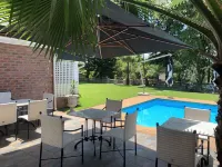 The Leslie Executive Hotel