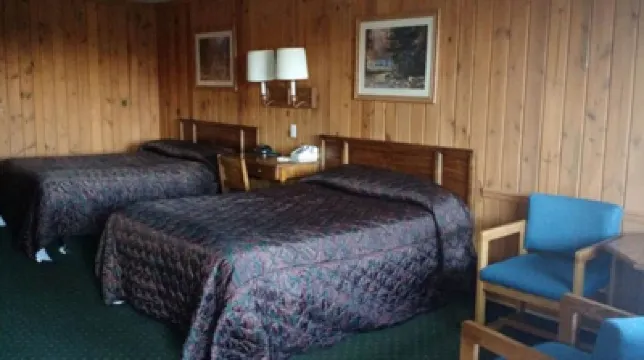 Marlinton Motor Inn Hotels in 
