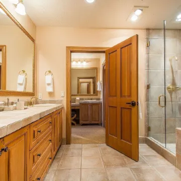 Deluxe Two Queen Room with Fireplace Hotel Room