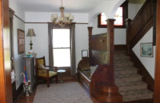Green Oaks B&B