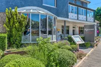 Ravel Hotel Cyrano Hotels in Waimes