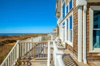 Shearwater 4 Bedroom Home by RedAwning - Pet friendly