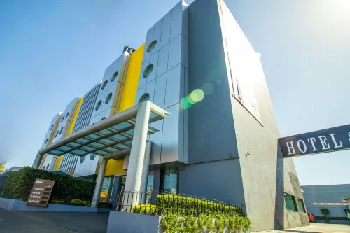 Hotel Atenas Plaza Hotels in Iztapalapa