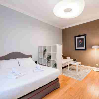 Bramante Luxury Apartments by InnStay Rooms