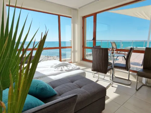 Beachfront Apartments by Marty's - Kitchens