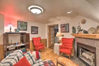 Chicago Creek B and B 1 Mi to Mt Blue Sky!