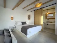 Perigiali Rooms & Apartments Folegandros Hotels in Folegandros