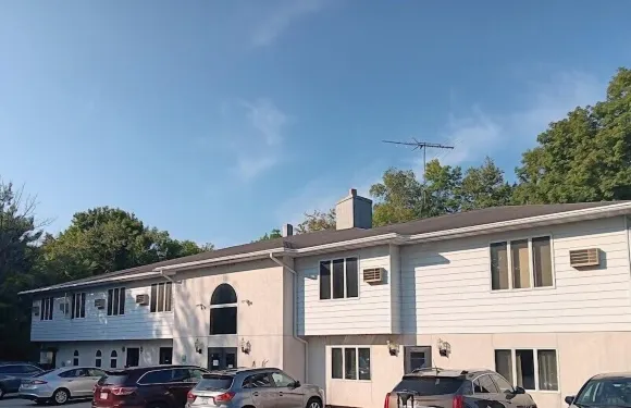 懷特比爾奇旅館