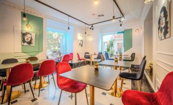 ITC Infantas by Soho Boutique