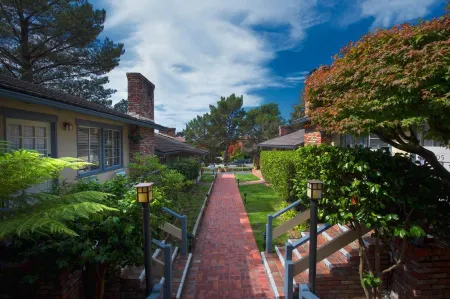 Horizon Inn & Ocean View Lodge