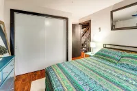 Mtn-View Gem w/ Deck & Hot Tub in Tannersville - موقف سيارات