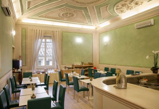 레지덴자 피오렌티나의 역사적인 건물 외관