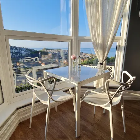 Harbour View Guest House
