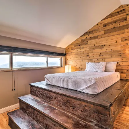 Whitefish Mountain Ski-in/Out Condo w/ Views!