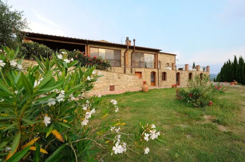 Agrihotel Il Palagetto Hôtels à : Volterra