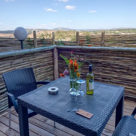 Tembo Guest Lodge