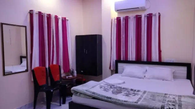 DETEEX HOTEL BALUCHAR