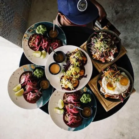 Noah Beach Hotel & Suites