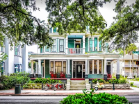 Isetta Inn (Boutique Hostel) Hotels near The Cathedral Basilica of St. John the Baptist