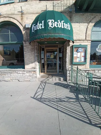 Hotel Bedford Отели рядом с достопримечательностью «Goderich Lighthouse»