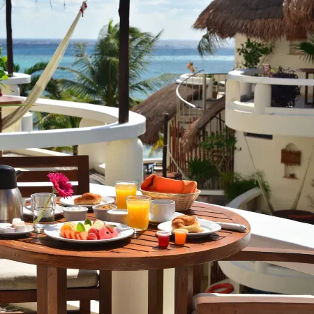 Playa Palms Beach Hotel