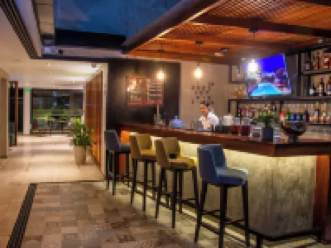 Grau Business Hotel 皮烏拉酒店