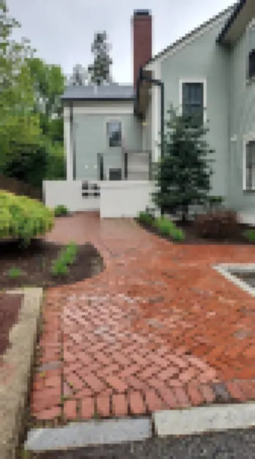 Full House · Huge 6BR 3Bath Retreat on College Hill. Rare Find!