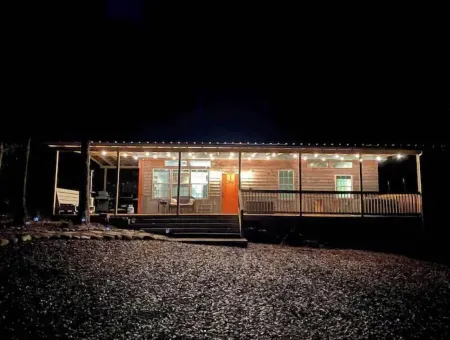 The Rustic Rectangle Отели в г. Андерсон