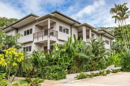 Elan at Ballena Beach