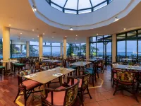 Pestana Ocean Bay, All Inclusive Resort ゴメスのプール周辺のホテル