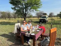 ZUHUMATH TENTED CAMPS SERENGETI - breakfast
