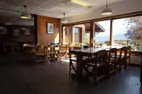 Auberge de Jeunesse HI Annecy - sarapan