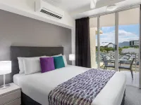 بارك ريجيس سيتي كوايز Hotels near منتزه كيرنز