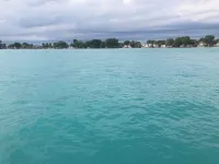 Adorable 2 Bdrm Vacation Rental Located On Canal