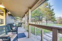 Near Majek Vineyard Private Schulenburg Cabin - 3-Star