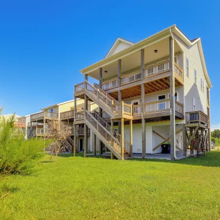 North Topsail Getaway w/ Panoramic Sound Views!