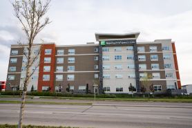 Holiday Inn Express & Suites EDMONTON SW – WINDERMERE by IHG