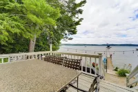 Updated Glen Arbor Cottage on Lake: Dock & Mooring - 3-Star