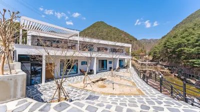 Geochang Pool Villa Bong Stay