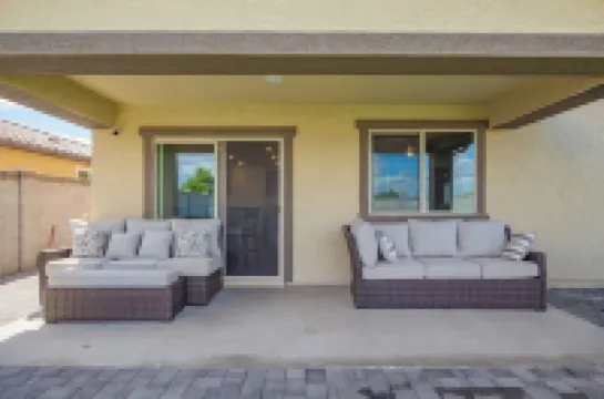 4-bedroom house in marvelous Buckeye with WiFi, AC. Enjoy your stay