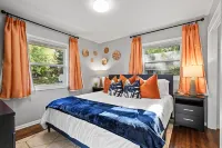 REMODELED Home, KING Beds, FAST WiFi